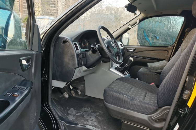 Used Foton Scenic G5 2022 2.0L Gasoline Commercial Version Open-Window 5/6-Seater 1TZS Interior 1