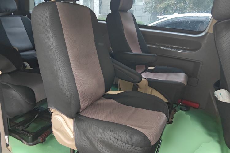 Used Foton Scenic G5 2022 2.0L Gasoline Commercial & Travel Version Passenger Van 7/9 Seats Model 1TZS Interior 4
