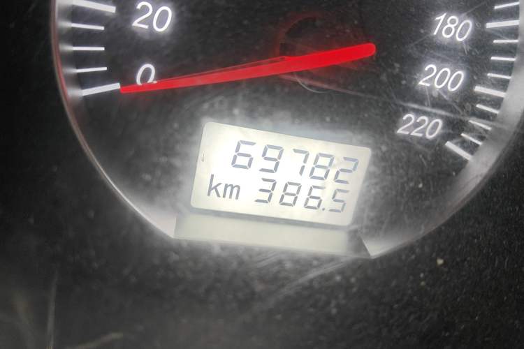 Used Foton Scenic G5 2022 2.0L Gasoline Commercial & Travel Version Passenger Van 7/9 Seats Model 1TZS Odometer Close Up