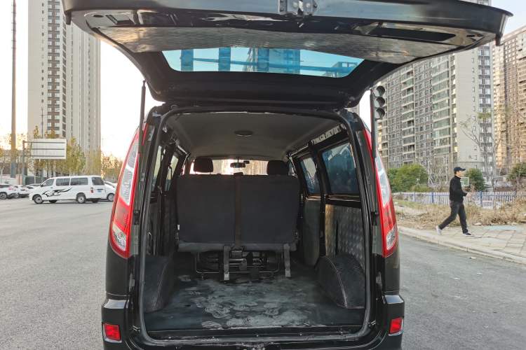 Used Foton Scenic G5 2022 2.0L Gasoline Commercial Version Open-Window 5/6-Seater 1TZS Trunk