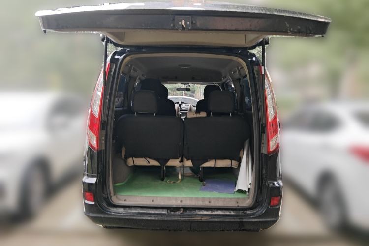 Used Foton Scenic G5 2022 2.0L Gasoline Commercial & Travel Version Passenger Van 7/9 Seats Model 1TZS Trunk