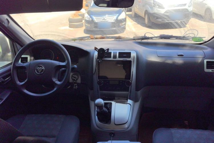 Used Foton Scenic G5 2022 2.0L Gasoline Commercial Version Open-Window 5/6-Seater 1TZS Center Console