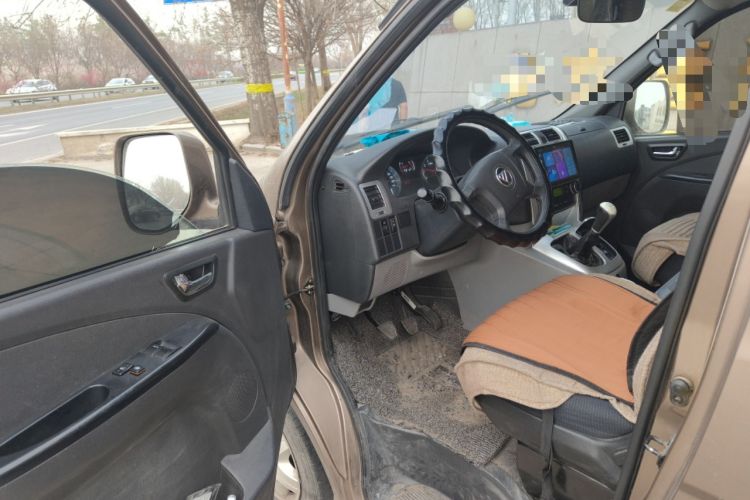 Used Foton Scenic G5 2022 2.0L Gasoline Commercial Version Open-Window 5/6-Seater 1TZS Driver Seat