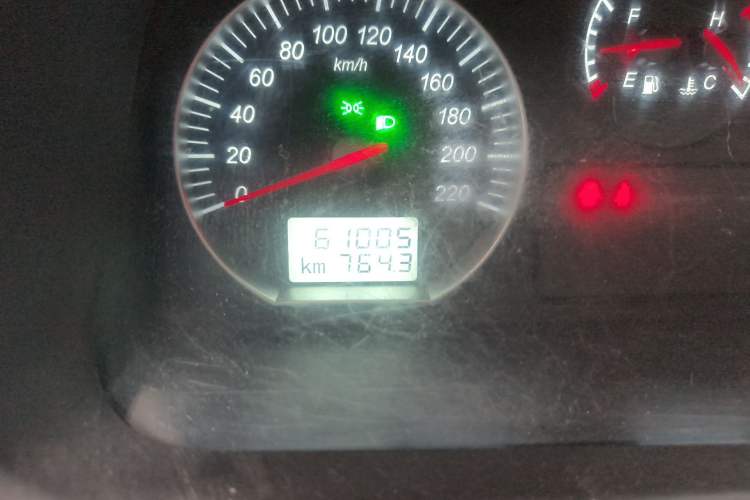 Used Foton Scenic G5 2022 2.0L Gasoline Commercial Version Open-Window 5/6-Seater 1TZS Odometer Close Up