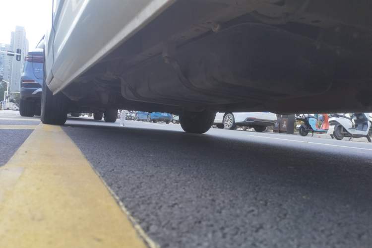 Used Foton Scenic G5 2022 2.0L Gasoline Commercial Version Open-Window 5/6-Seater 1TZS Chassis Rear Left