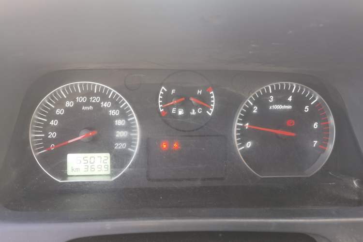 Used Foton Scenic G5 2022 2.0L Gasoline Commercial Version Open-Window 5/6-Seater 1TZS Instrument Cluster