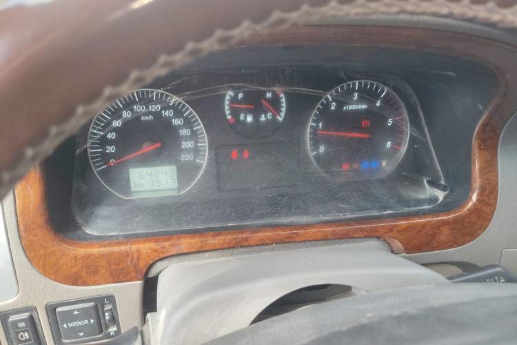 Used Foton Scenic G5 2022 2.0T Diesel Business & Travel Van 7/9 Seats 4F20TC3 Instrument Cluster