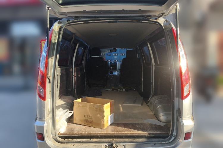 Used Foton Scenic G5 2022 2.0L Gasoline Commercial Version Open-Window 5/6-Seater 1TZS Trunk