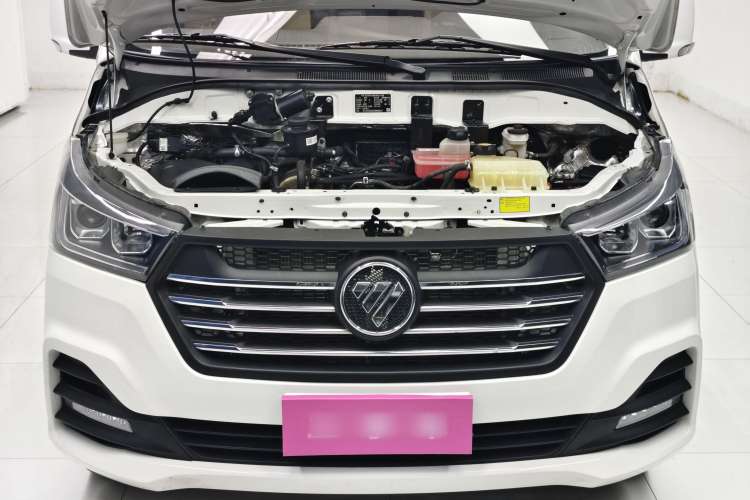 Used Foton Scenic G5 2022 2.0T Diesel Business & Travel Van 7/9 Seats 4F20TC3 Engine Bay