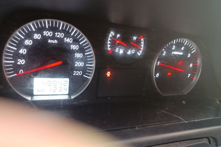 Used Foton Scenic G5 2022 2.0L Gasoline Commercial Version Open-Window 5/6-Seater 1TZS Instrument Cluster