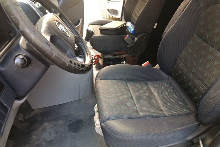 Used Foton Scenic G5 2022 2.0L Gasoline Commercial Version Open-Window 5/6-Seater 1TZS Left Front Seat