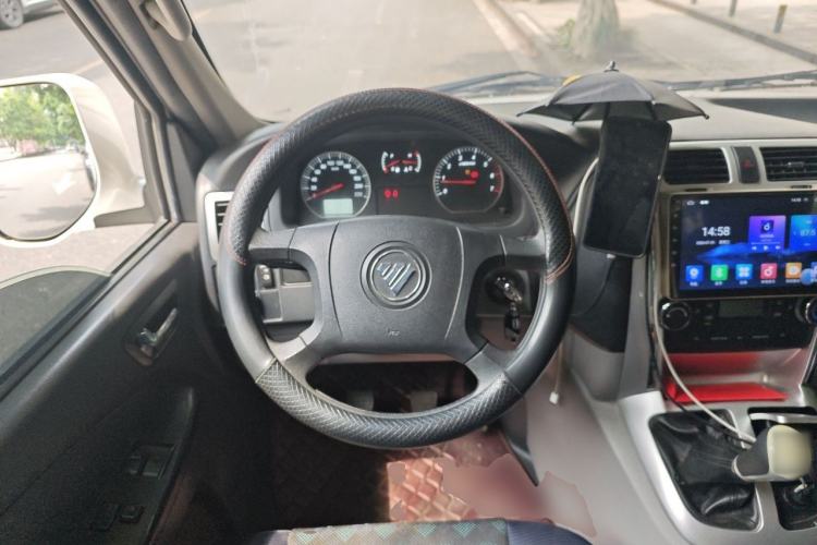 Used Foton Scenic G5 2022 2.0L Gasoline Commercial Version Open-Window 5/6-Seater 1TZS Steering Wheel