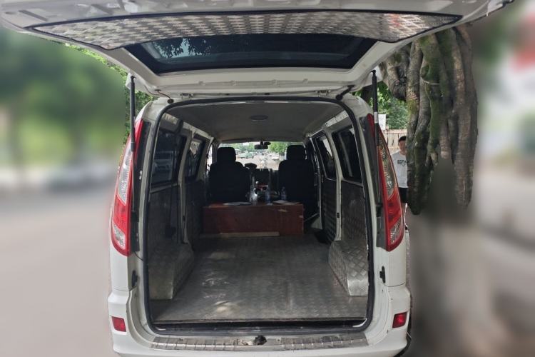 Used Foton Scenic G5 2022 2.0L Gasoline Commercial Version Open-Window 5/6-Seater 1TZS Trunk
