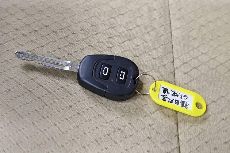Used Foton Scenic G5 2022 2.0T Diesel Business & Travel Van 7/9 Seats 4F20TC3 Vehicle Key
