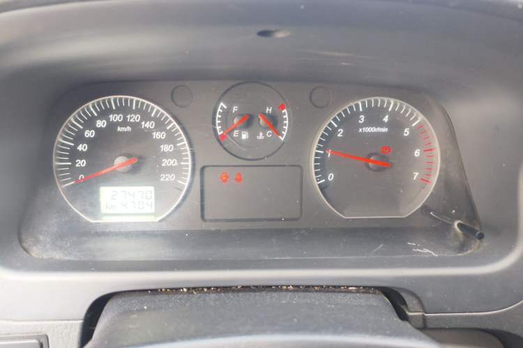 Used Foton Scenic G5 2023 2.0L Gasoline Commercial Version Open-Window 10-Seater 1TZS Instrument Cluster