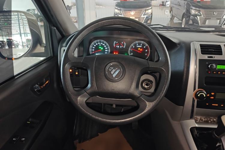 Used Foton Scenic G5 2023 2.0L Gasoline Commercial Version Open-Window 5/6-Seater 1TZS Steering Wheel