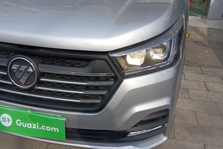 Used Foton Scenic G5 2023 2.0L Gasoline Commercial Version Open-Window 5/6-Seater DAN20L Left Front Headlight