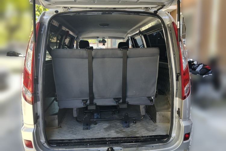 Used Foton Scenic G5 2023 2.0L Gasoline Commercial Version Open-Window 10-Seater 1TZS Trunk