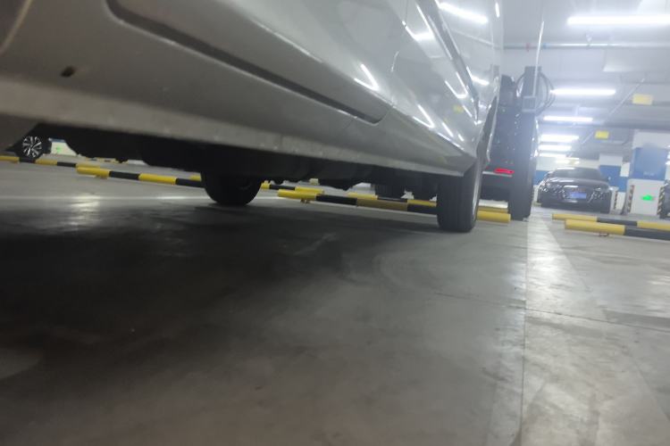Used Foton Scenic G5 2023 2.0L Gasoline Commercial Version Open-Window 5/6-Seater DAN20L Chassis Front Left
