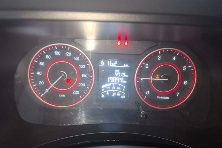 Used Foton Scenic G5 2023 2.0L Gasoline Commercial Version Open-Window 5/6-Seater DAN20L Instrument Cluster