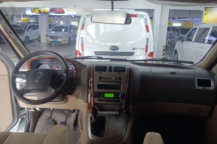 Used Foton Scenic G5 2023 2.4L Gasoline Commercial & Travel Professional Edition Clear-Window 5/9-Seater 4K22D4M Interior 2