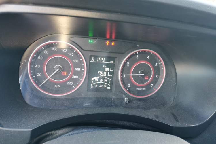 Used Foton Scenic G5 2024 2.0L Gasoline Commercial Version Open-Window 5/6-Seater DAN20L Instrument Cluster