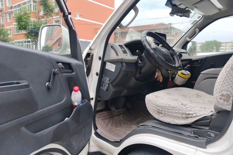 Used Foton Scenic G7 2014 2.0L Shangtong Version Short Wheelbase High Roof 486EQV4 Driver Seat
