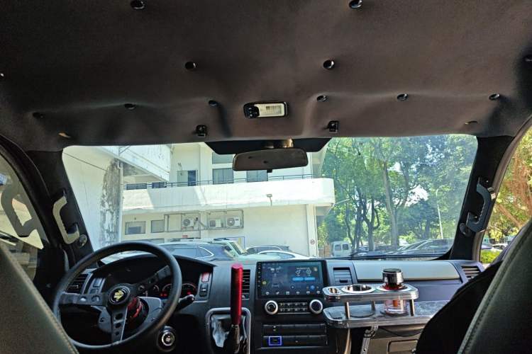 Used Foton Scenic G7 2015 2.0L Commercial Version Short Wheelbase Flat Roof – 486EQV4 Headliner