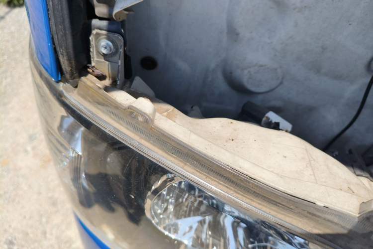 Used Foton Scenic G7  Engine Bay Right