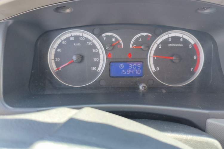 Used Foton Scenic G7  Odometer Close Up
