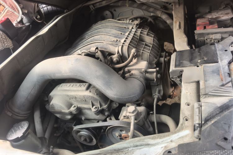Used Foton Scenic G7 2015 2.0L Commercial Van Long Wheelbase High Roof – 4Q20M Engine Bay