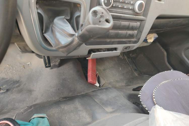 Used Foton Scenic G7 2015 2.0L Commercial Version Short Wheelbase High Roof 4Q20M Gear Lever