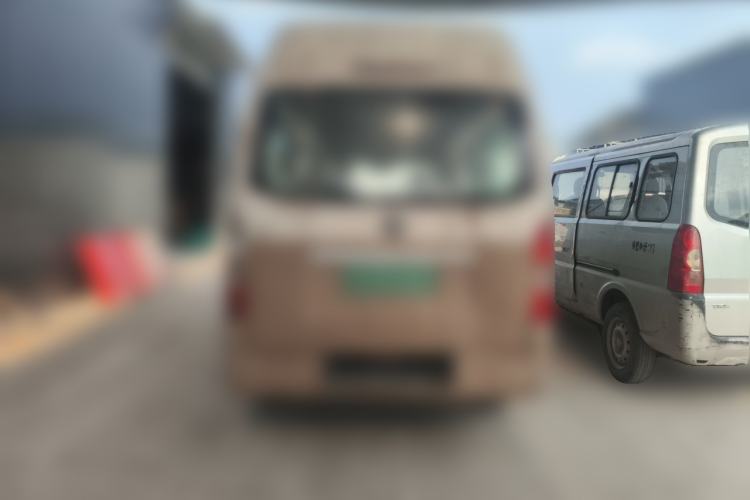 Used Foton Scenic G7 2015 2.0L Commercial Version Long Wheelbase High Roof – 486EQV4 Rear