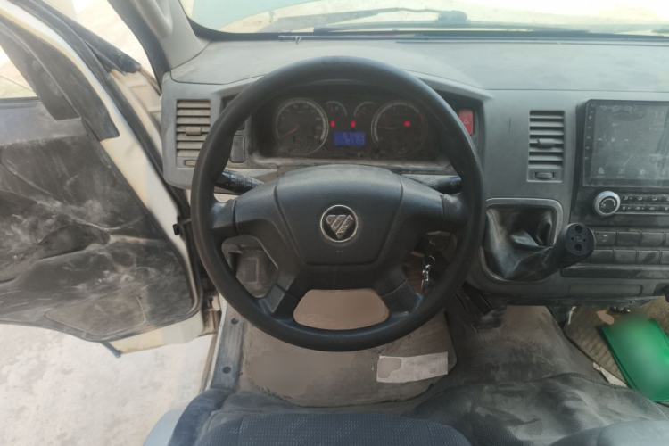 Used Foton Scenic G7 2015 2.0L Commercial Version Long Wheelbase High Roof – 486EQV4 Steering Wheel