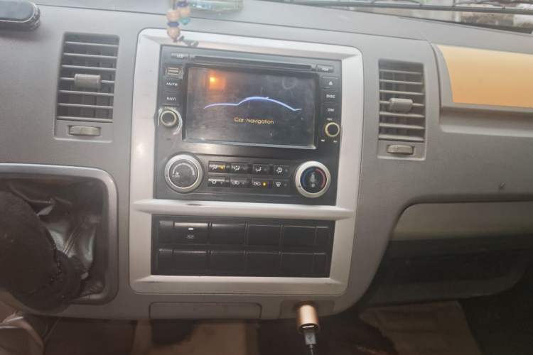 Used Foton Scenic G7 2016 2.0L Commercial Edition Long Wheelbase High-Roof 4Q20M Audio And AC Panel