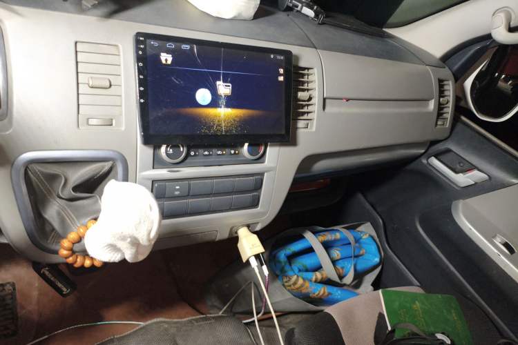 Used Foton Scenic G7 2016 2.0L Commercial Version Long Wheelbase High Roof – 4Q20M Audio And AC Panel