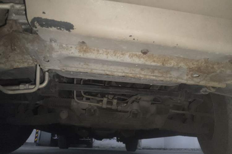Used Foton Scenic G7 2016 2.0L Commercial Version Long Wheelbase High Roof – 4Q20M Chassis Front