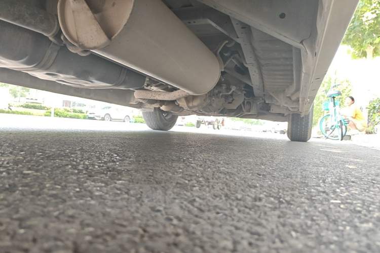 Used Foton Scenic G7 2016 2.0L Commercial Version Long Wheelbase High Roof – 4Q20M Chassis Rear Right