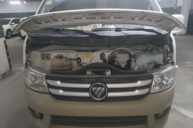 Used Foton Scenic G7 2016 2.0L Commercial Version Long Wheelbase High Roof – 4Q20M Engine Bay