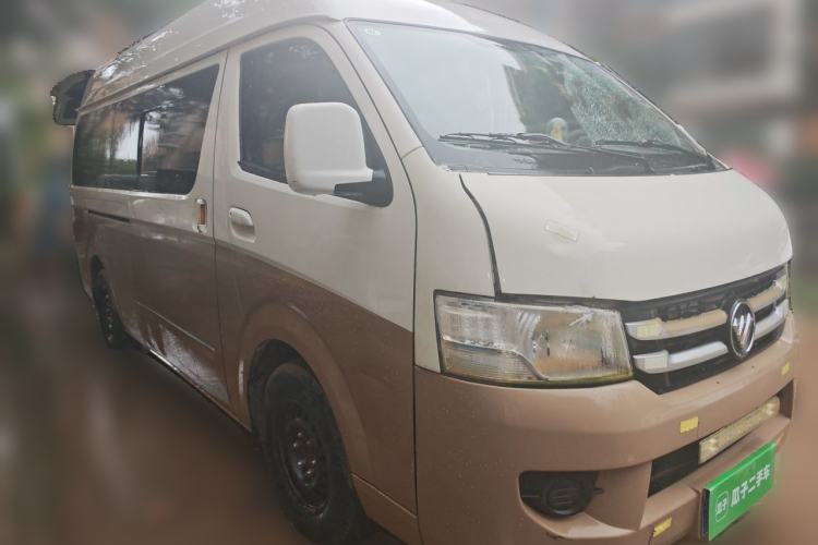 Used Foton Scenic G7 2016 2.0L Commercial Edition Long Wheelbase High-Roof 4Q20M Front Right 45 Deg