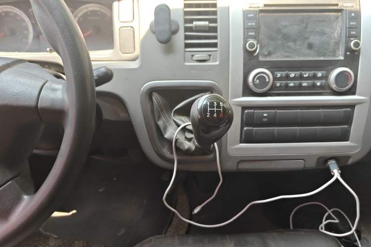 Used Foton Scenic G7 2016 2.0L Commercial Version Long Wheelbase High Roof – 4Q20M Gear Lever