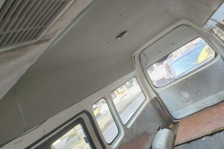 Used Foton Scenic G7 2016 2.0L Commercial Edition Long Wheelbase High-Roof 4Q20M Headliner