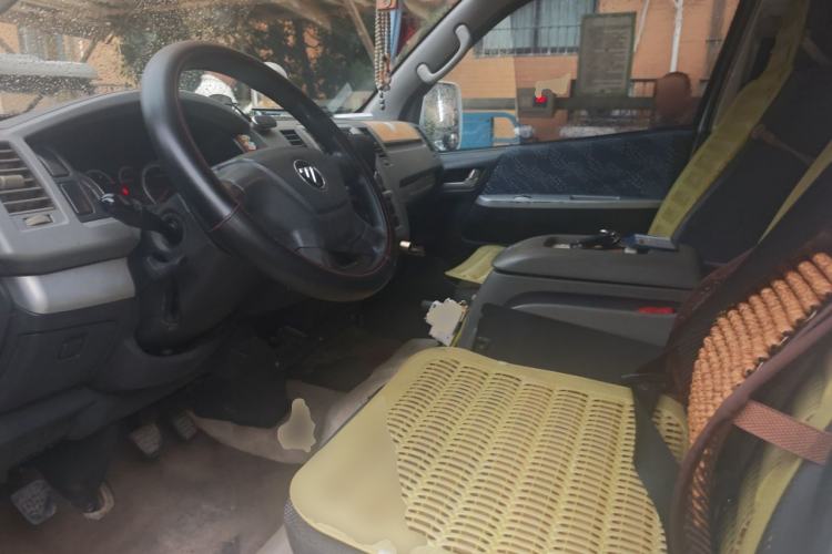 Used Foton Scenic G7 2016 2.0L Commercial Edition Long Wheelbase High-Roof 4Q20M Left Front Seat