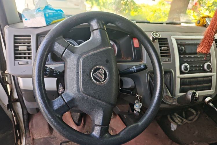 Used Foton Scenic G7 2016 2.0L Commercial Version Long Wheelbase High Roof – 4Q20M Steering Wheel