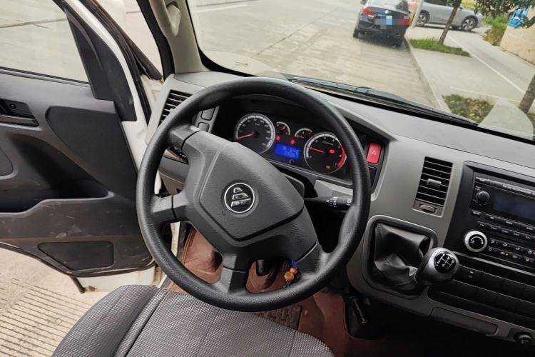 Used Foton Scenic G7 2016 2.0L Commercial Version Short Wheelbase Flat Roof 4Q20M Steering Wheel