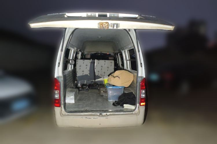 Used Foton Scenic G7 2016 2.0L Commercial Version Long Wheelbase High Roof – 4Q20M Trunk