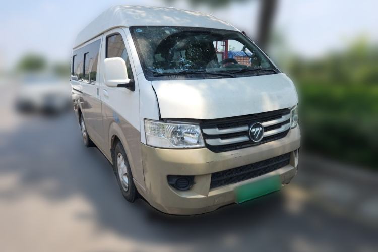 Used Foton Scenic G7 2016 2.0L Commercial & Travel Version Short Wheelbase High Roof – 4Q20M Front Right 45 Deg