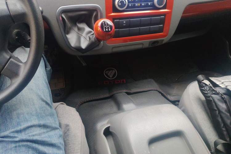 Used Foton Scenic G7 2016 2.0L Commercial Version Short Wheelbase Flat Roof 4Q20M Gear Lever