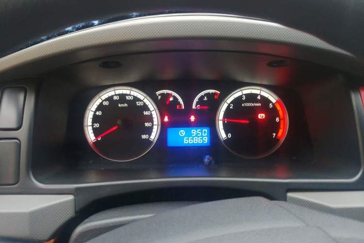 Used Foton Scenic G7 2016 2.0L Commercial Version Short Wheelbase Flat Roof 4Q20M Instrument Cluster