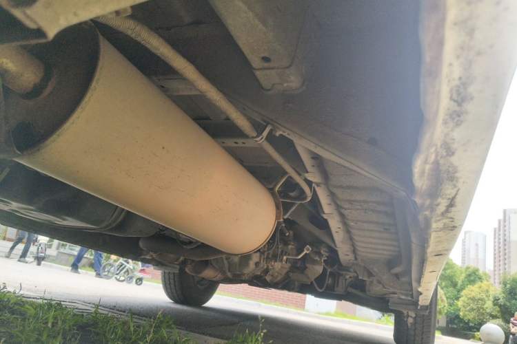 Used Foton Scenic G7 2016 2.0L Commercial Version Long Wheelbase High Roof – 4Q20M Chassis Rear Right